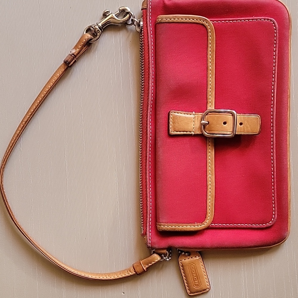 Coach Y2k Wristlet - Picture 7 of 12